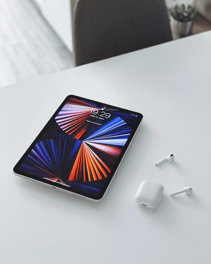 Zašto biste trebali razmisliti o kupovini tableta, iako već posjedujete laptop i pametni telefon Zašto biste trebali razmisliti o kupovini tableta, iako već posjedujete laptop i pametni telefon