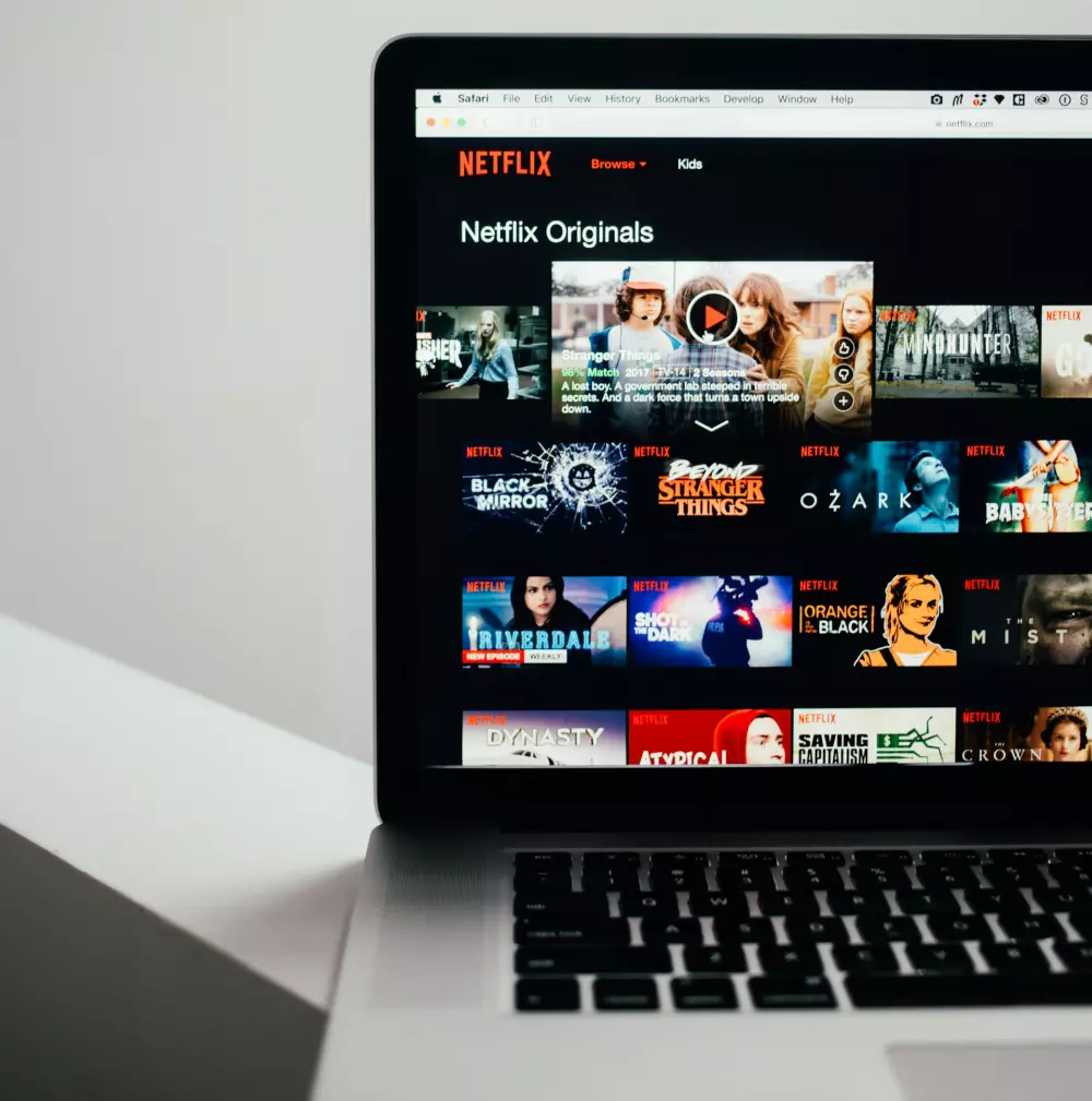 Kako skinuti videozapise i filmove sa Netflixa za gledanje offline? netflix